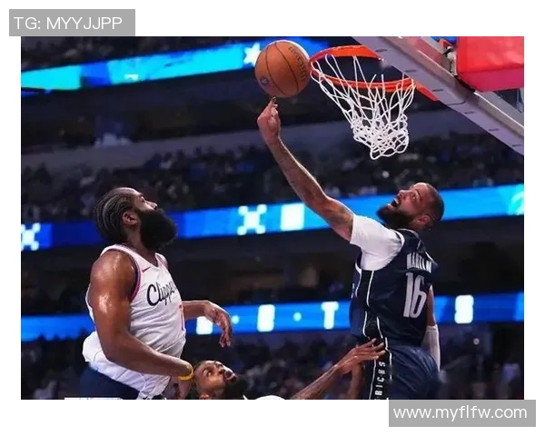 76人对决快船激战即将上演谁能在这场巅峰对决中笑到最后